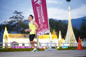 BIB: 
                            <button type="button" onclick="openModal(27911402)" class="btn btn-primary btn-sm float-right btn-popup" data-toggle="modal" data-target=".modal-high-quality">
                        <i class="fas fa-shopping-cart"></i> Add to Cart
                    </button>
                                            <button type="button" onclick="isThisMe(27911402, true)" class="btn btn-success btn-sm float-right btn-popup btn-isme hidden" data-toggle="tooltip" data-placement="bottom" title="นี่คือรูปของคุณใช่ไหม คลิกที่นี่เพื่อเอาเข้าอัลบั้ม">
                        <i class="fas fa-plus"></i> Add to album
                    </button>
                    <button type="button" onclick="isThisMe(27911402, false)" class="btn btn-warning btn-sm float-right btn-popup btn-isnotme hidden">
                        <i class="fas fa-ban"></i> Remove from album
                    </button>