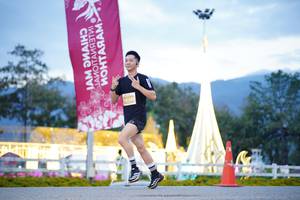 BIB: 
                            <button type="button" onclick="openModal(27911710)" class="btn btn-primary btn-sm float-right btn-popup" data-toggle="modal" data-target=".modal-high-quality">
                        <i class="fas fa-shopping-cart"></i> Add to Cart
                    </button>
                                            <button type="button" onclick="isThisMe(27911710, true)" class="btn btn-success btn-sm float-right btn-popup btn-isme hidden" data-toggle="tooltip" data-placement="bottom" title="นี่คือรูปของคุณใช่ไหม คลิกที่นี่เพื่อเอาเข้าอัลบั้ม">
                        <i class="fas fa-plus"></i> Add to album
                    </button>
                    <button type="button" onclick="isThisMe(27911710, false)" class="btn btn-warning btn-sm float-right btn-popup btn-isnotme hidden">
                        <i class="fas fa-ban"></i> Remove from album
                    </button>