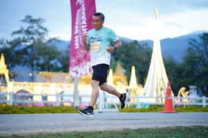 BIB: 
                            <button type="button" onclick="openModal(27913156)" class="btn btn-primary btn-sm float-right btn-popup" data-toggle="modal" data-target=".modal-high-quality">
                        <i class="fas fa-shopping-cart"></i> Add to Cart
                    </button>
                                            <button type="button" onclick="isThisMe(27913156, true)" class="btn btn-success btn-sm float-right btn-popup btn-isme hidden" data-toggle="tooltip" data-placement="bottom" title="นี่คือรูปของคุณใช่ไหม คลิกที่นี่เพื่อเอาเข้าอัลบั้ม">
                        <i class="fas fa-plus"></i> Add to album
                    </button>
                    <button type="button" onclick="isThisMe(27913156, false)" class="btn btn-warning btn-sm float-right btn-popup btn-isnotme hidden">
                        <i class="fas fa-ban"></i> Remove from album
                    </button>