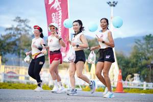 BIB: 
                            <button type="button" onclick="openModal(27914728)" class="btn btn-primary btn-sm float-right btn-popup" data-toggle="modal" data-target=".modal-high-quality">
                        <i class="fas fa-shopping-cart"></i> Add to Cart
                    </button>
                                            <button type="button" onclick="isThisMe(27914728, true)" class="btn btn-success btn-sm float-right btn-popup btn-isme hidden" data-toggle="tooltip" data-placement="bottom" title="นี่คือรูปของคุณใช่ไหม คลิกที่นี่เพื่อเอาเข้าอัลบั้ม">
                        <i class="fas fa-plus"></i> Add to album
                    </button>
                    <button type="button" onclick="isThisMe(27914728, false)" class="btn btn-warning btn-sm float-right btn-popup btn-isnotme hidden">
                        <i class="fas fa-ban"></i> Remove from album
                    </button>