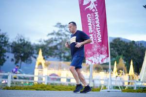 BIB: 
                            <button type="button" onclick="openModal(27913484)" class="btn btn-primary btn-sm float-right btn-popup" data-toggle="modal" data-target=".modal-high-quality">
                        <i class="fas fa-shopping-cart"></i> Add to Cart
                    </button>
                                            <button type="button" onclick="isThisMe(27913484, true)" class="btn btn-success btn-sm float-right btn-popup btn-isme hidden" data-toggle="tooltip" data-placement="bottom" title="นี่คือรูปของคุณใช่ไหม คลิกที่นี่เพื่อเอาเข้าอัลบั้ม">
                        <i class="fas fa-plus"></i> Add to album
                    </button>
                    <button type="button" onclick="isThisMe(27913484, false)" class="btn btn-warning btn-sm float-right btn-popup btn-isnotme hidden">
                        <i class="fas fa-ban"></i> Remove from album
                    </button>