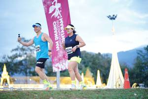 BIB: 
                            <button type="button" onclick="openModal(27911937)" class="btn btn-primary btn-sm float-right btn-popup" data-toggle="modal" data-target=".modal-high-quality">
                        <i class="fas fa-shopping-cart"></i> Add to Cart
                    </button>
                                            <button type="button" onclick="isThisMe(27911937, true)" class="btn btn-success btn-sm float-right btn-popup btn-isme hidden" data-toggle="tooltip" data-placement="bottom" title="นี่คือรูปของคุณใช่ไหม คลิกที่นี่เพื่อเอาเข้าอัลบั้ม">
                        <i class="fas fa-plus"></i> Add to album
                    </button>
                    <button type="button" onclick="isThisMe(27911937, false)" class="btn btn-warning btn-sm float-right btn-popup btn-isnotme hidden">
                        <i class="fas fa-ban"></i> Remove from album
                    </button>