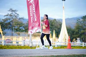 BIB: 
                            <button type="button" onclick="openModal(27914505)" class="btn btn-primary btn-sm float-right btn-popup" data-toggle="modal" data-target=".modal-high-quality">
                        <i class="fas fa-shopping-cart"></i> Add to Cart
                    </button>
                                            <button type="button" onclick="isThisMe(27914505, true)" class="btn btn-success btn-sm float-right btn-popup btn-isme hidden" data-toggle="tooltip" data-placement="bottom" title="นี่คือรูปของคุณใช่ไหม คลิกที่นี่เพื่อเอาเข้าอัลบั้ม">
                        <i class="fas fa-plus"></i> Add to album
                    </button>
                    <button type="button" onclick="isThisMe(27914505, false)" class="btn btn-warning btn-sm float-right btn-popup btn-isnotme hidden">
                        <i class="fas fa-ban"></i> Remove from album
                    </button>