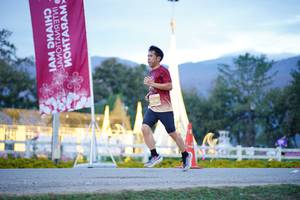 BIB: 
                            <button type="button" onclick="openModal(27913502)" class="btn btn-primary btn-sm float-right btn-popup" data-toggle="modal" data-target=".modal-high-quality">
                        <i class="fas fa-shopping-cart"></i> Add to Cart
                    </button>
                                            <button type="button" onclick="isThisMe(27913502, true)" class="btn btn-success btn-sm float-right btn-popup btn-isme hidden" data-toggle="tooltip" data-placement="bottom" title="นี่คือรูปของคุณใช่ไหม คลิกที่นี่เพื่อเอาเข้าอัลบั้ม">
                        <i class="fas fa-plus"></i> Add to album
                    </button>
                    <button type="button" onclick="isThisMe(27913502, false)" class="btn btn-warning btn-sm float-right btn-popup btn-isnotme hidden">
                        <i class="fas fa-ban"></i> Remove from album
                    </button>