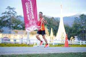 BIB: 
                            <button type="button" onclick="openModal(27913758)" class="btn btn-primary btn-sm float-right btn-popup" data-toggle="modal" data-target=".modal-high-quality">
                        <i class="fas fa-shopping-cart"></i> Add to Cart
                    </button>
                                            <button type="button" onclick="isThisMe(27913758, true)" class="btn btn-success btn-sm float-right btn-popup btn-isme hidden" data-toggle="tooltip" data-placement="bottom" title="นี่คือรูปของคุณใช่ไหม คลิกที่นี่เพื่อเอาเข้าอัลบั้ม">
                        <i class="fas fa-plus"></i> Add to album
                    </button>
                    <button type="button" onclick="isThisMe(27913758, false)" class="btn btn-warning btn-sm float-right btn-popup btn-isnotme hidden">
                        <i class="fas fa-ban"></i> Remove from album
                    </button>