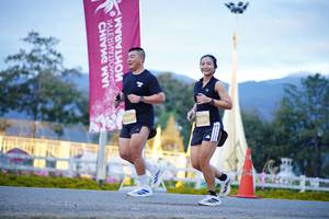 BIB: 
                            <button type="button" onclick="openModal(27913626)" class="btn btn-primary btn-sm float-right btn-popup" data-toggle="modal" data-target=".modal-high-quality">
                        <i class="fas fa-shopping-cart"></i> Add to Cart
                    </button>
                                            <button type="button" onclick="isThisMe(27913626, true)" class="btn btn-success btn-sm float-right btn-popup btn-isme hidden" data-toggle="tooltip" data-placement="bottom" title="นี่คือรูปของคุณใช่ไหม คลิกที่นี่เพื่อเอาเข้าอัลบั้ม">
                        <i class="fas fa-plus"></i> Add to album
                    </button>
                    <button type="button" onclick="isThisMe(27913626, false)" class="btn btn-warning btn-sm float-right btn-popup btn-isnotme hidden">
                        <i class="fas fa-ban"></i> Remove from album
                    </button>