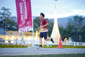 BIB: 
                            <button type="button" onclick="openModal(27913503)" class="btn btn-primary btn-sm float-right btn-popup" data-toggle="modal" data-target=".modal-high-quality">
                        <i class="fas fa-shopping-cart"></i> Add to Cart
                    </button>
                                            <button type="button" onclick="isThisMe(27913503, true)" class="btn btn-success btn-sm float-right btn-popup btn-isme hidden" data-toggle="tooltip" data-placement="bottom" title="นี่คือรูปของคุณใช่ไหม คลิกที่นี่เพื่อเอาเข้าอัลบั้ม">
                        <i class="fas fa-plus"></i> Add to album
                    </button>
                    <button type="button" onclick="isThisMe(27913503, false)" class="btn btn-warning btn-sm float-right btn-popup btn-isnotme hidden">
                        <i class="fas fa-ban"></i> Remove from album
                    </button>