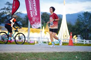 BIB: 
                            <button type="button" onclick="openModal(27911608)" class="btn btn-primary btn-sm float-right btn-popup" data-toggle="modal" data-target=".modal-high-quality">
                        <i class="fas fa-shopping-cart"></i> Add to Cart
                    </button>
                                            <button type="button" onclick="isThisMe(27911608, true)" class="btn btn-success btn-sm float-right btn-popup btn-isme hidden" data-toggle="tooltip" data-placement="bottom" title="นี่คือรูปของคุณใช่ไหม คลิกที่นี่เพื่อเอาเข้าอัลบั้ม">
                        <i class="fas fa-plus"></i> Add to album
                    </button>
                    <button type="button" onclick="isThisMe(27911608, false)" class="btn btn-warning btn-sm float-right btn-popup btn-isnotme hidden">
                        <i class="fas fa-ban"></i> Remove from album
                    </button>