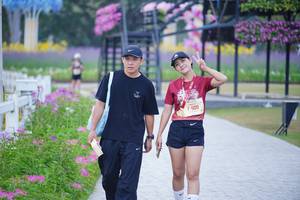 BIB: 
                            <button type="button" onclick="openModal(27864947)" class="btn btn-primary btn-sm float-right btn-popup" data-toggle="modal" data-target=".modal-high-quality">
                        <i class="fas fa-shopping-cart"></i> Add to Cart
                    </button>
                                            <button type="button" onclick="isThisMe(27864947, true)" class="btn btn-success btn-sm float-right btn-popup btn-isme hidden" data-toggle="tooltip" data-placement="bottom" title="นี่คือรูปของคุณใช่ไหม คลิกที่นี่เพื่อเอาเข้าอัลบั้ม">
                        <i class="fas fa-plus"></i> Add to album
                    </button>
                    <button type="button" onclick="isThisMe(27864947, false)" class="btn btn-warning btn-sm float-right btn-popup btn-isnotme hidden">
                        <i class="fas fa-ban"></i> Remove from album
                    </button>