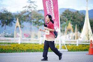 BIB: 
                            <button type="button" onclick="openModal(27862752)" class="btn btn-primary btn-sm float-right btn-popup" data-toggle="modal" data-target=".modal-high-quality">
                        <i class="fas fa-shopping-cart"></i> Add to Cart
                    </button>
                                            <button type="button" onclick="isThisMe(27862752, true)" class="btn btn-success btn-sm float-right btn-popup btn-isme hidden" data-toggle="tooltip" data-placement="bottom" title="นี่คือรูปของคุณใช่ไหม คลิกที่นี่เพื่อเอาเข้าอัลบั้ม">
                        <i class="fas fa-plus"></i> Add to album
                    </button>
                    <button type="button" onclick="isThisMe(27862752, false)" class="btn btn-warning btn-sm float-right btn-popup btn-isnotme hidden">
                        <i class="fas fa-ban"></i> Remove from album
                    </button>