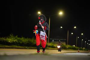 BIB: 
                            <button type="button" onclick="openModal(27912692)" class="btn btn-primary btn-sm float-right btn-popup" data-toggle="modal" data-target=".modal-high-quality">
                        <i class="fas fa-shopping-cart"></i> Add to Cart
                    </button>
                                            <button type="button" onclick="isThisMe(27912692, true)" class="btn btn-success btn-sm float-right btn-popup btn-isme hidden" data-toggle="tooltip" data-placement="bottom" title="นี่คือรูปของคุณใช่ไหม คลิกที่นี่เพื่อเอาเข้าอัลบั้ม">
                        <i class="fas fa-plus"></i> Add to album
                    </button>
                    <button type="button" onclick="isThisMe(27912692, false)" class="btn btn-warning btn-sm float-right btn-popup btn-isnotme hidden">
                        <i class="fas fa-ban"></i> Remove from album
                    </button>