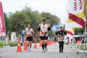 BIB: 
                            <button type="button" onclick="openModal(27902414)" class="btn btn-primary btn-sm float-right btn-popup" data-toggle="modal" data-target=".modal-high-quality">
                        <i class="fas fa-shopping-cart"></i> Add to Cart
                    </button>
                                            <button type="button" onclick="isThisMe(27902414, true)" class="btn btn-success btn-sm float-right btn-popup btn-isme hidden" data-toggle="tooltip" data-placement="bottom" title="นี่คือรูปของคุณใช่ไหม คลิกที่นี่เพื่อเอาเข้าอัลบั้ม">
                        <i class="fas fa-plus"></i> Add to album
                    </button>
                    <button type="button" onclick="isThisMe(27902414, false)" class="btn btn-warning btn-sm float-right btn-popup btn-isnotme hidden">
                        <i class="fas fa-ban"></i> Remove from album
                    </button>