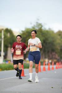 BIB: 
                            <button type="button" onclick="openModal(27903941)" class="btn btn-primary btn-sm float-right btn-popup" data-toggle="modal" data-target=".modal-high-quality">
                        <i class="fas fa-shopping-cart"></i> Add to Cart
                    </button>
                                            <button type="button" onclick="isThisMe(27903941, true)" class="btn btn-success btn-sm float-right btn-popup btn-isme hidden" data-toggle="tooltip" data-placement="bottom" title="นี่คือรูปของคุณใช่ไหม คลิกที่นี่เพื่อเอาเข้าอัลบั้ม">
                        <i class="fas fa-plus"></i> Add to album
                    </button>
                    <button type="button" onclick="isThisMe(27903941, false)" class="btn btn-warning btn-sm float-right btn-popup btn-isnotme hidden">
                        <i class="fas fa-ban"></i> Remove from album
                    </button>