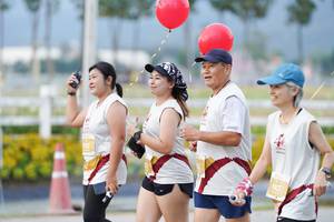 BIB: 
                            <button type="button" onclick="openModal(27902905)" class="btn btn-primary btn-sm float-right btn-popup" data-toggle="modal" data-target=".modal-high-quality">
                        <i class="fas fa-shopping-cart"></i> Add to Cart
                    </button>
                                            <button type="button" onclick="isThisMe(27902905, true)" class="btn btn-success btn-sm float-right btn-popup btn-isme hidden" data-toggle="tooltip" data-placement="bottom" title="นี่คือรูปของคุณใช่ไหม คลิกที่นี่เพื่อเอาเข้าอัลบั้ม">
                        <i class="fas fa-plus"></i> Add to album
                    </button>
                    <button type="button" onclick="isThisMe(27902905, false)" class="btn btn-warning btn-sm float-right btn-popup btn-isnotme hidden">
                        <i class="fas fa-ban"></i> Remove from album
                    </button>