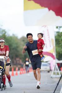 BIB: 
                            <button type="button" onclick="openModal(27903133)" class="btn btn-primary btn-sm float-right btn-popup" data-toggle="modal" data-target=".modal-high-quality">
                        <i class="fas fa-shopping-cart"></i> Add to Cart
                    </button>
                                            <button type="button" onclick="isThisMe(27903133, true)" class="btn btn-success btn-sm float-right btn-popup btn-isme hidden" data-toggle="tooltip" data-placement="bottom" title="นี่คือรูปของคุณใช่ไหม คลิกที่นี่เพื่อเอาเข้าอัลบั้ม">
                        <i class="fas fa-plus"></i> Add to album
                    </button>
                    <button type="button" onclick="isThisMe(27903133, false)" class="btn btn-warning btn-sm float-right btn-popup btn-isnotme hidden">
                        <i class="fas fa-ban"></i> Remove from album
                    </button>