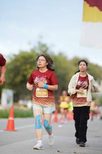 BIB: 
                            <button type="button" onclick="openModal(27903552)" class="btn btn-primary btn-sm float-right btn-popup" data-toggle="modal" data-target=".modal-high-quality">
                        <i class="fas fa-shopping-cart"></i> Add to Cart
                    </button>
                                            <button type="button" onclick="isThisMe(27903552, true)" class="btn btn-success btn-sm float-right btn-popup btn-isme hidden" data-toggle="tooltip" data-placement="bottom" title="นี่คือรูปของคุณใช่ไหม คลิกที่นี่เพื่อเอาเข้าอัลบั้ม">
                        <i class="fas fa-plus"></i> Add to album
                    </button>
                    <button type="button" onclick="isThisMe(27903552, false)" class="btn btn-warning btn-sm float-right btn-popup btn-isnotme hidden">
                        <i class="fas fa-ban"></i> Remove from album
                    </button>