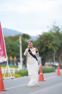 BIB: 
                            <button type="button" onclick="openModal(27903189)" class="btn btn-primary btn-sm float-right btn-popup" data-toggle="modal" data-target=".modal-high-quality">
                        <i class="fas fa-shopping-cart"></i> Add to Cart
                    </button>
                                            <button type="button" onclick="isThisMe(27903189, true)" class="btn btn-success btn-sm float-right btn-popup btn-isme hidden" data-toggle="tooltip" data-placement="bottom" title="นี่คือรูปของคุณใช่ไหม คลิกที่นี่เพื่อเอาเข้าอัลบั้ม">
                        <i class="fas fa-plus"></i> Add to album
                    </button>
                    <button type="button" onclick="isThisMe(27903189, false)" class="btn btn-warning btn-sm float-right btn-popup btn-isnotme hidden">
                        <i class="fas fa-ban"></i> Remove from album
                    </button>