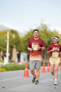 BIB: 
                            <button type="button" onclick="openModal(27903885)" class="btn btn-primary btn-sm float-right btn-popup" data-toggle="modal" data-target=".modal-high-quality">
                        <i class="fas fa-shopping-cart"></i> Add to Cart
                    </button>
                                            <button type="button" onclick="isThisMe(27903885, true)" class="btn btn-success btn-sm float-right btn-popup btn-isme hidden" data-toggle="tooltip" data-placement="bottom" title="นี่คือรูปของคุณใช่ไหม คลิกที่นี่เพื่อเอาเข้าอัลบั้ม">
                        <i class="fas fa-plus"></i> Add to album
                    </button>
                    <button type="button" onclick="isThisMe(27903885, false)" class="btn btn-warning btn-sm float-right btn-popup btn-isnotme hidden">
                        <i class="fas fa-ban"></i> Remove from album
                    </button>