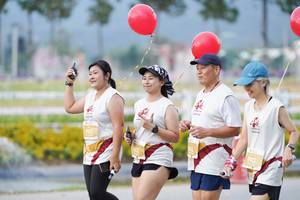 BIB: 
                            <button type="button" onclick="openModal(27902907)" class="btn btn-primary btn-sm float-right btn-popup" data-toggle="modal" data-target=".modal-high-quality">
                        <i class="fas fa-shopping-cart"></i> Add to Cart
                    </button>
                                            <button type="button" onclick="isThisMe(27902907, true)" class="btn btn-success btn-sm float-right btn-popup btn-isme hidden" data-toggle="tooltip" data-placement="bottom" title="นี่คือรูปของคุณใช่ไหม คลิกที่นี่เพื่อเอาเข้าอัลบั้ม">
                        <i class="fas fa-plus"></i> Add to album
                    </button>
                    <button type="button" onclick="isThisMe(27902907, false)" class="btn btn-warning btn-sm float-right btn-popup btn-isnotme hidden">
                        <i class="fas fa-ban"></i> Remove from album
                    </button>