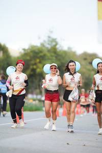 BIB: 
                            <button type="button" onclick="openModal(27898136)" class="btn btn-primary btn-sm float-right btn-popup" data-toggle="modal" data-target=".modal-high-quality">
                        <i class="fas fa-shopping-cart"></i> Add to Cart
                    </button>
                                            <button type="button" onclick="isThisMe(27898136, true)" class="btn btn-success btn-sm float-right btn-popup btn-isme hidden" data-toggle="tooltip" data-placement="bottom" title="นี่คือรูปของคุณใช่ไหม คลิกที่นี่เพื่อเอาเข้าอัลบั้ม">
                        <i class="fas fa-plus"></i> Add to album
                    </button>
                    <button type="button" onclick="isThisMe(27898136, false)" class="btn btn-warning btn-sm float-right btn-popup btn-isnotme hidden">
                        <i class="fas fa-ban"></i> Remove from album
                    </button>