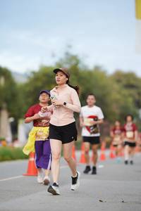 BIB: 
                            <button type="button" onclick="openModal(27903494)" class="btn btn-primary btn-sm float-right btn-popup" data-toggle="modal" data-target=".modal-high-quality">
                        <i class="fas fa-shopping-cart"></i> Add to Cart
                    </button>
                                            <button type="button" onclick="isThisMe(27903494, true)" class="btn btn-success btn-sm float-right btn-popup btn-isme hidden" data-toggle="tooltip" data-placement="bottom" title="นี่คือรูปของคุณใช่ไหม คลิกที่นี่เพื่อเอาเข้าอัลบั้ม">
                        <i class="fas fa-plus"></i> Add to album
                    </button>
                    <button type="button" onclick="isThisMe(27903494, false)" class="btn btn-warning btn-sm float-right btn-popup btn-isnotme hidden">
                        <i class="fas fa-ban"></i> Remove from album
                    </button>