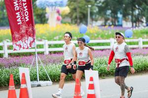 BIB: 
                            <button type="button" onclick="openModal(27911019)" class="btn btn-primary btn-sm float-right btn-popup" data-toggle="modal" data-target=".modal-high-quality">
                        <i class="fas fa-shopping-cart"></i> Add to Cart
                    </button>
                                            <button type="button" onclick="isThisMe(27911019, true)" class="btn btn-success btn-sm float-right btn-popup btn-isme hidden" data-toggle="tooltip" data-placement="bottom" title="นี่คือรูปของคุณใช่ไหม คลิกที่นี่เพื่อเอาเข้าอัลบั้ม">
                        <i class="fas fa-plus"></i> Add to album
                    </button>
                    <button type="button" onclick="isThisMe(27911019, false)" class="btn btn-warning btn-sm float-right btn-popup btn-isnotme hidden">
                        <i class="fas fa-ban"></i> Remove from album
                    </button>