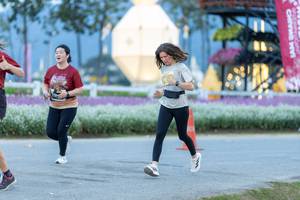 BIB: 
                            <button type="button" onclick="openModal(27908457)" class="btn btn-primary btn-sm float-right btn-popup" data-toggle="modal" data-target=".modal-high-quality">
                        <i class="fas fa-shopping-cart"></i> Add to Cart
                    </button>
                                            <button type="button" onclick="isThisMe(27908457, true)" class="btn btn-success btn-sm float-right btn-popup btn-isme hidden" data-toggle="tooltip" data-placement="bottom" title="นี่คือรูปของคุณใช่ไหม คลิกที่นี่เพื่อเอาเข้าอัลบั้ม">
                        <i class="fas fa-plus"></i> Add to album
                    </button>
                    <button type="button" onclick="isThisMe(27908457, false)" class="btn btn-warning btn-sm float-right btn-popup btn-isnotme hidden">
                        <i class="fas fa-ban"></i> Remove from album
                    </button>