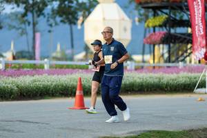 BIB: 
                            <button type="button" onclick="openModal(27909790)" class="btn btn-primary btn-sm float-right btn-popup" data-toggle="modal" data-target=".modal-high-quality">
                        <i class="fas fa-shopping-cart"></i> Add to Cart
                    </button>
                                            <button type="button" onclick="isThisMe(27909790, true)" class="btn btn-success btn-sm float-right btn-popup btn-isme hidden" data-toggle="tooltip" data-placement="bottom" title="นี่คือรูปของคุณใช่ไหม คลิกที่นี่เพื่อเอาเข้าอัลบั้ม">
                        <i class="fas fa-plus"></i> Add to album
                    </button>
                    <button type="button" onclick="isThisMe(27909790, false)" class="btn btn-warning btn-sm float-right btn-popup btn-isnotme hidden">
                        <i class="fas fa-ban"></i> Remove from album
                    </button>