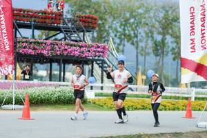 BIB: 
                            <button type="button" onclick="openModal(27910870)" class="btn btn-primary btn-sm float-right btn-popup" data-toggle="modal" data-target=".modal-high-quality">
                        <i class="fas fa-shopping-cart"></i> Add to Cart
                    </button>
                                            <button type="button" onclick="isThisMe(27910870, true)" class="btn btn-success btn-sm float-right btn-popup btn-isme hidden" data-toggle="tooltip" data-placement="bottom" title="นี่คือรูปของคุณใช่ไหม คลิกที่นี่เพื่อเอาเข้าอัลบั้ม">
                        <i class="fas fa-plus"></i> Add to album
                    </button>
                    <button type="button" onclick="isThisMe(27910870, false)" class="btn btn-warning btn-sm float-right btn-popup btn-isnotme hidden">
                        <i class="fas fa-ban"></i> Remove from album
                    </button>