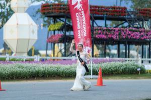 BIB: 
                            <button type="button" onclick="openModal(27910092)" class="btn btn-primary btn-sm float-right btn-popup" data-toggle="modal" data-target=".modal-high-quality">
                        <i class="fas fa-shopping-cart"></i> Add to Cart
                    </button>
                                            <button type="button" onclick="isThisMe(27910092, true)" class="btn btn-success btn-sm float-right btn-popup btn-isme hidden" data-toggle="tooltip" data-placement="bottom" title="นี่คือรูปของคุณใช่ไหม คลิกที่นี่เพื่อเอาเข้าอัลบั้ม">
                        <i class="fas fa-plus"></i> Add to album
                    </button>
                    <button type="button" onclick="isThisMe(27910092, false)" class="btn btn-warning btn-sm float-right btn-popup btn-isnotme hidden">
                        <i class="fas fa-ban"></i> Remove from album
                    </button>