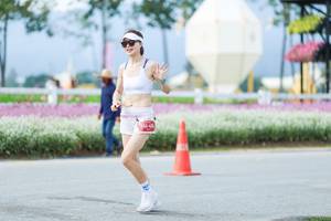 BIB: 
                            <button type="button" onclick="openModal(27910669)" class="btn btn-primary btn-sm float-right btn-popup" data-toggle="modal" data-target=".modal-high-quality">
                        <i class="fas fa-shopping-cart"></i> Add to Cart
                    </button>
                                            <button type="button" onclick="isThisMe(27910669, true)" class="btn btn-success btn-sm float-right btn-popup btn-isme hidden" data-toggle="tooltip" data-placement="bottom" title="นี่คือรูปของคุณใช่ไหม คลิกที่นี่เพื่อเอาเข้าอัลบั้ม">
                        <i class="fas fa-plus"></i> Add to album
                    </button>
                    <button type="button" onclick="isThisMe(27910669, false)" class="btn btn-warning btn-sm float-right btn-popup btn-isnotme hidden">
                        <i class="fas fa-ban"></i> Remove from album
                    </button>