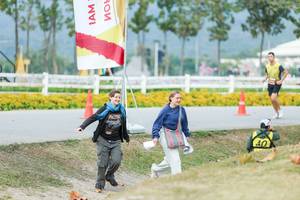 BIB: 
                            <button type="button" onclick="openModal(27910799)" class="btn btn-primary btn-sm float-right btn-popup" data-toggle="modal" data-target=".modal-high-quality">
                        <i class="fas fa-shopping-cart"></i> Add to Cart
                    </button>
                                            <button type="button" onclick="isThisMe(27910799, true)" class="btn btn-success btn-sm float-right btn-popup btn-isme hidden" data-toggle="tooltip" data-placement="bottom" title="นี่คือรูปของคุณใช่ไหม คลิกที่นี่เพื่อเอาเข้าอัลบั้ม">
                        <i class="fas fa-plus"></i> Add to album
                    </button>
                    <button type="button" onclick="isThisMe(27910799, false)" class="btn btn-warning btn-sm float-right btn-popup btn-isnotme hidden">
                        <i class="fas fa-ban"></i> Remove from album
                    </button>