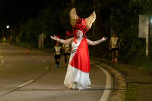 BIB: 
                            <button type="button" onclick="openModal(27906126)" class="btn btn-primary btn-sm float-right btn-popup" data-toggle="modal" data-target=".modal-high-quality">
                        <i class="fas fa-shopping-cart"></i> Add to Cart
                    </button>
                                            <button type="button" onclick="isThisMe(27906126, true)" class="btn btn-success btn-sm float-right btn-popup btn-isme hidden" data-toggle="tooltip" data-placement="bottom" title="นี่คือรูปของคุณใช่ไหม คลิกที่นี่เพื่อเอาเข้าอัลบั้ม">
                        <i class="fas fa-plus"></i> Add to album
                    </button>
                    <button type="button" onclick="isThisMe(27906126, false)" class="btn btn-warning btn-sm float-right btn-popup btn-isnotme hidden">
                        <i class="fas fa-ban"></i> Remove from album
                    </button>