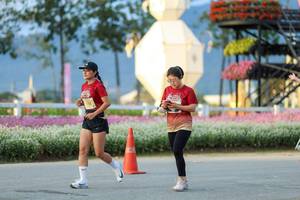 BIB: 
                            <button type="button" onclick="openModal(27909540)" class="btn btn-primary btn-sm float-right btn-popup" data-toggle="modal" data-target=".modal-high-quality">
                        <i class="fas fa-shopping-cart"></i> Add to Cart
                    </button>
                                            <button type="button" onclick="isThisMe(27909540, true)" class="btn btn-success btn-sm float-right btn-popup btn-isme hidden" data-toggle="tooltip" data-placement="bottom" title="นี่คือรูปของคุณใช่ไหม คลิกที่นี่เพื่อเอาเข้าอัลบั้ม">
                        <i class="fas fa-plus"></i> Add to album
                    </button>
                    <button type="button" onclick="isThisMe(27909540, false)" class="btn btn-warning btn-sm float-right btn-popup btn-isnotme hidden">
                        <i class="fas fa-ban"></i> Remove from album
                    </button>