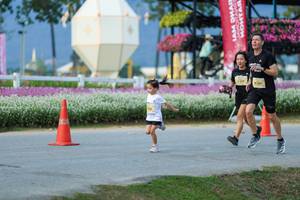 BIB: 
                            <button type="button" onclick="openModal(27910043)" class="btn btn-primary btn-sm float-right btn-popup" data-toggle="modal" data-target=".modal-high-quality">
                        <i class="fas fa-shopping-cart"></i> Add to Cart
                    </button>
                                            <button type="button" onclick="isThisMe(27910043, true)" class="btn btn-success btn-sm float-right btn-popup btn-isme hidden" data-toggle="tooltip" data-placement="bottom" title="นี่คือรูปของคุณใช่ไหม คลิกที่นี่เพื่อเอาเข้าอัลบั้ม">
                        <i class="fas fa-plus"></i> Add to album
                    </button>
                    <button type="button" onclick="isThisMe(27910043, false)" class="btn btn-warning btn-sm float-right btn-popup btn-isnotme hidden">
                        <i class="fas fa-ban"></i> Remove from album
                    </button>