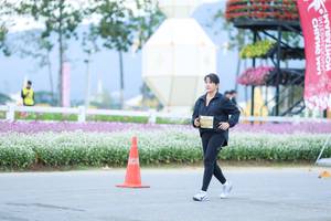 BIB: 
                            <button type="button" onclick="openModal(27910368)" class="btn btn-primary btn-sm float-right btn-popup" data-toggle="modal" data-target=".modal-high-quality">
                        <i class="fas fa-shopping-cart"></i> Add to Cart
                    </button>
                                            <button type="button" onclick="isThisMe(27910368, true)" class="btn btn-success btn-sm float-right btn-popup btn-isme hidden" data-toggle="tooltip" data-placement="bottom" title="นี่คือรูปของคุณใช่ไหม คลิกที่นี่เพื่อเอาเข้าอัลบั้ม">
                        <i class="fas fa-plus"></i> Add to album
                    </button>
                    <button type="button" onclick="isThisMe(27910368, false)" class="btn btn-warning btn-sm float-right btn-popup btn-isnotme hidden">
                        <i class="fas fa-ban"></i> Remove from album
                    </button>