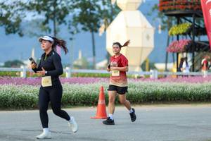 BIB: 
                            <button type="button" onclick="openModal(27909636)" class="btn btn-primary btn-sm float-right btn-popup" data-toggle="modal" data-target=".modal-high-quality">
                        <i class="fas fa-shopping-cart"></i> Add to Cart
                    </button>
                                            <button type="button" onclick="isThisMe(27909636, true)" class="btn btn-success btn-sm float-right btn-popup btn-isme hidden" data-toggle="tooltip" data-placement="bottom" title="นี่คือรูปของคุณใช่ไหม คลิกที่นี่เพื่อเอาเข้าอัลบั้ม">
                        <i class="fas fa-plus"></i> Add to album
                    </button>
                    <button type="button" onclick="isThisMe(27909636, false)" class="btn btn-warning btn-sm float-right btn-popup btn-isnotme hidden">
                        <i class="fas fa-ban"></i> Remove from album
                    </button>