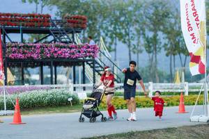 BIB: 
                            <button type="button" onclick="openModal(27910152)" class="btn btn-primary btn-sm float-right btn-popup" data-toggle="modal" data-target=".modal-high-quality">
                        <i class="fas fa-shopping-cart"></i> Add to Cart
                    </button>
                                            <button type="button" onclick="isThisMe(27910152, true)" class="btn btn-success btn-sm float-right btn-popup btn-isme hidden" data-toggle="tooltip" data-placement="bottom" title="นี่คือรูปของคุณใช่ไหม คลิกที่นี่เพื่อเอาเข้าอัลบั้ม">
                        <i class="fas fa-plus"></i> Add to album
                    </button>
                    <button type="button" onclick="isThisMe(27910152, false)" class="btn btn-warning btn-sm float-right btn-popup btn-isnotme hidden">
                        <i class="fas fa-ban"></i> Remove from album
                    </button>