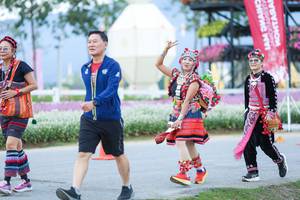 BIB: 
                            <button type="button" onclick="openModal(27910399)" class="btn btn-primary btn-sm float-right btn-popup" data-toggle="modal" data-target=".modal-high-quality">
                        <i class="fas fa-shopping-cart"></i> Add to Cart
                    </button>
                                            <button type="button" onclick="isThisMe(27910399, true)" class="btn btn-success btn-sm float-right btn-popup btn-isme hidden" data-toggle="tooltip" data-placement="bottom" title="นี่คือรูปของคุณใช่ไหม คลิกที่นี่เพื่อเอาเข้าอัลบั้ม">
                        <i class="fas fa-plus"></i> Add to album
                    </button>
                    <button type="button" onclick="isThisMe(27910399, false)" class="btn btn-warning btn-sm float-right btn-popup btn-isnotme hidden">
                        <i class="fas fa-ban"></i> Remove from album
                    </button>