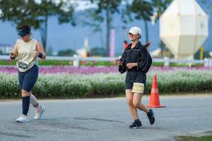 BIB: 
                            <button type="button" onclick="openModal(27910029)" class="btn btn-primary btn-sm float-right btn-popup" data-toggle="modal" data-target=".modal-high-quality">
                        <i class="fas fa-shopping-cart"></i> Add to Cart
                    </button>
                                            <button type="button" onclick="isThisMe(27910029, true)" class="btn btn-success btn-sm float-right btn-popup btn-isme hidden" data-toggle="tooltip" data-placement="bottom" title="นี่คือรูปของคุณใช่ไหม คลิกที่นี่เพื่อเอาเข้าอัลบั้ม">
                        <i class="fas fa-plus"></i> Add to album
                    </button>
                    <button type="button" onclick="isThisMe(27910029, false)" class="btn btn-warning btn-sm float-right btn-popup btn-isnotme hidden">
                        <i class="fas fa-ban"></i> Remove from album
                    </button>