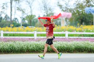 BIB: 
                            <button type="button" onclick="openModal(27911084)" class="btn btn-primary btn-sm float-right btn-popup" data-toggle="modal" data-target=".modal-high-quality">
                        <i class="fas fa-shopping-cart"></i> Add to Cart
                    </button>
                                            <button type="button" onclick="isThisMe(27911084, true)" class="btn btn-success btn-sm float-right btn-popup btn-isme hidden" data-toggle="tooltip" data-placement="bottom" title="นี่คือรูปของคุณใช่ไหม คลิกที่นี่เพื่อเอาเข้าอัลบั้ม">
                        <i class="fas fa-plus"></i> Add to album
                    </button>
                    <button type="button" onclick="isThisMe(27911084, false)" class="btn btn-warning btn-sm float-right btn-popup btn-isnotme hidden">
                        <i class="fas fa-ban"></i> Remove from album
                    </button>