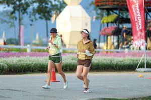 BIB: 
                            <button type="button" onclick="openModal(27909649)" class="btn btn-primary btn-sm float-right btn-popup" data-toggle="modal" data-target=".modal-high-quality">
                        <i class="fas fa-shopping-cart"></i> Add to Cart
                    </button>
                                            <button type="button" onclick="isThisMe(27909649, true)" class="btn btn-success btn-sm float-right btn-popup btn-isme hidden" data-toggle="tooltip" data-placement="bottom" title="นี่คือรูปของคุณใช่ไหม คลิกที่นี่เพื่อเอาเข้าอัลบั้ม">
                        <i class="fas fa-plus"></i> Add to album
                    </button>
                    <button type="button" onclick="isThisMe(27909649, false)" class="btn btn-warning btn-sm float-right btn-popup btn-isnotme hidden">
                        <i class="fas fa-ban"></i> Remove from album
                    </button>