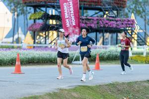 BIB: 
                            <button type="button" onclick="openModal(27908322)" class="btn btn-primary btn-sm float-right btn-popup" data-toggle="modal" data-target=".modal-high-quality">
                        <i class="fas fa-shopping-cart"></i> Add to Cart
                    </button>
                                            <button type="button" onclick="isThisMe(27908322, true)" class="btn btn-success btn-sm float-right btn-popup btn-isme hidden" data-toggle="tooltip" data-placement="bottom" title="นี่คือรูปของคุณใช่ไหม คลิกที่นี่เพื่อเอาเข้าอัลบั้ม">
                        <i class="fas fa-plus"></i> Add to album
                    </button>
                    <button type="button" onclick="isThisMe(27908322, false)" class="btn btn-warning btn-sm float-right btn-popup btn-isnotme hidden">
                        <i class="fas fa-ban"></i> Remove from album
                    </button>