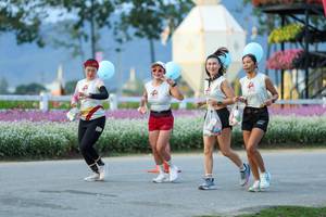 BIB: 
                            <button type="button" onclick="openModal(27909294)" class="btn btn-primary btn-sm float-right btn-popup" data-toggle="modal" data-target=".modal-high-quality">
                        <i class="fas fa-shopping-cart"></i> Add to Cart
                    </button>
                                            <button type="button" onclick="isThisMe(27909294, true)" class="btn btn-success btn-sm float-right btn-popup btn-isme hidden" data-toggle="tooltip" data-placement="bottom" title="นี่คือรูปของคุณใช่ไหม คลิกที่นี่เพื่อเอาเข้าอัลบั้ม">
                        <i class="fas fa-plus"></i> Add to album
                    </button>
                    <button type="button" onclick="isThisMe(27909294, false)" class="btn btn-warning btn-sm float-right btn-popup btn-isnotme hidden">
                        <i class="fas fa-ban"></i> Remove from album
                    </button>