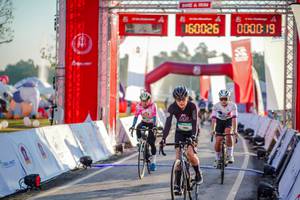 BIB: 
                            <button type="button" onclick="openModal(26154968)" class="btn btn-primary btn-sm float-right btn-popup" data-toggle="modal" data-target=".modal-high-quality">
                        <i class="fas fa-shopping-cart"></i> Add to Cart
                    </button>
                                            <button type="button" onclick="isThisMe(26154968, true)" class="btn btn-success btn-sm float-right btn-popup btn-isme hidden" data-toggle="tooltip" data-placement="bottom" title="นี่คือรูปของคุณใช่ไหม คลิกที่นี่เพื่อเอาเข้าอัลบั้ม">
                        <i class="fas fa-plus"></i> Add to album
                    </button>
                    <button type="button" onclick="isThisMe(26154968, false)" class="btn btn-warning btn-sm float-right btn-popup btn-isnotme hidden">
                        <i class="fas fa-ban"></i> Remove from album
                    </button>