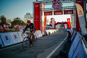 BIB: 
                            <button type="button" onclick="openModal(26154801)" class="btn btn-primary btn-sm float-right btn-popup" data-toggle="modal" data-target=".modal-high-quality">
                        <i class="fas fa-shopping-cart"></i> Add to Cart
                    </button>
                                            <button type="button" onclick="isThisMe(26154801, true)" class="btn btn-success btn-sm float-right btn-popup btn-isme hidden" data-toggle="tooltip" data-placement="bottom" title="นี่คือรูปของคุณใช่ไหม คลิกที่นี่เพื่อเอาเข้าอัลบั้ม">
                        <i class="fas fa-plus"></i> Add to album
                    </button>
                    <button type="button" onclick="isThisMe(26154801, false)" class="btn btn-warning btn-sm float-right btn-popup btn-isnotme hidden">
                        <i class="fas fa-ban"></i> Remove from album
                    </button>