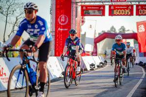 BIB: 
                            <button type="button" onclick="openModal(26154978)" class="btn btn-primary btn-sm float-right btn-popup" data-toggle="modal" data-target=".modal-high-quality">
                        <i class="fas fa-shopping-cart"></i> Add to Cart
                    </button>
                                            <button type="button" onclick="isThisMe(26154978, true)" class="btn btn-success btn-sm float-right btn-popup btn-isme hidden" data-toggle="tooltip" data-placement="bottom" title="นี่คือรูปของคุณใช่ไหม คลิกที่นี่เพื่อเอาเข้าอัลบั้ม">
                        <i class="fas fa-plus"></i> Add to album
                    </button>
                    <button type="button" onclick="isThisMe(26154978, false)" class="btn btn-warning btn-sm float-right btn-popup btn-isnotme hidden">
                        <i class="fas fa-ban"></i> Remove from album
                    </button>