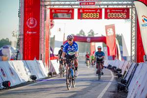 BIB: 
                            <button type="button" onclick="openModal(26154976)" class="btn btn-primary btn-sm float-right btn-popup" data-toggle="modal" data-target=".modal-high-quality">
                        <i class="fas fa-shopping-cart"></i> Add to Cart
                    </button>
                                            <button type="button" onclick="isThisMe(26154976, true)" class="btn btn-success btn-sm float-right btn-popup btn-isme hidden" data-toggle="tooltip" data-placement="bottom" title="นี่คือรูปของคุณใช่ไหม คลิกที่นี่เพื่อเอาเข้าอัลบั้ม">
                        <i class="fas fa-plus"></i> Add to album
                    </button>
                    <button type="button" onclick="isThisMe(26154976, false)" class="btn btn-warning btn-sm float-right btn-popup btn-isnotme hidden">
                        <i class="fas fa-ban"></i> Remove from album
                    </button>