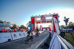 BIB: 
                            <button type="button" onclick="openModal(26154771)" class="btn btn-primary btn-sm float-right btn-popup" data-toggle="modal" data-target=".modal-high-quality">
                        <i class="fas fa-shopping-cart"></i> Add to Cart
                    </button>
                                            <button type="button" onclick="isThisMe(26154771, true)" class="btn btn-success btn-sm float-right btn-popup btn-isme hidden" data-toggle="tooltip" data-placement="bottom" title="นี่คือรูปของคุณใช่ไหม คลิกที่นี่เพื่อเอาเข้าอัลบั้ม">
                        <i class="fas fa-plus"></i> Add to album
                    </button>
                    <button type="button" onclick="isThisMe(26154771, false)" class="btn btn-warning btn-sm float-right btn-popup btn-isnotme hidden">
                        <i class="fas fa-ban"></i> Remove from album
                    </button>