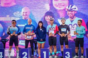 BIB: 
                            <button type="button" onclick="openModal(26154855)" class="btn btn-primary btn-sm float-right btn-popup" data-toggle="modal" data-target=".modal-high-quality">
                        <i class="fas fa-shopping-cart"></i> Add to Cart
                    </button>
                                            <button type="button" onclick="isThisMe(26154855, true)" class="btn btn-success btn-sm float-right btn-popup btn-isme hidden" data-toggle="tooltip" data-placement="bottom" title="นี่คือรูปของคุณใช่ไหม คลิกที่นี่เพื่อเอาเข้าอัลบั้ม">
                        <i class="fas fa-plus"></i> Add to album
                    </button>
                    <button type="button" onclick="isThisMe(26154855, false)" class="btn btn-warning btn-sm float-right btn-popup btn-isnotme hidden">
                        <i class="fas fa-ban"></i> Remove from album
                    </button>